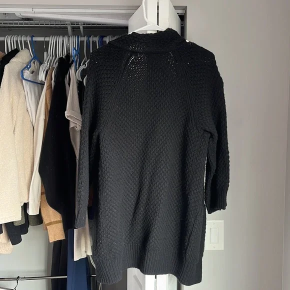 Vince Chunky Oversized Black Knit Sweater, worn a few times - Picture 7 of 7